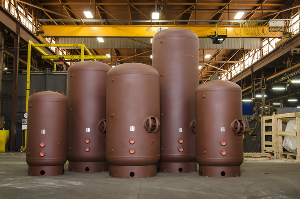Vertical Bare Large Volume Water Storage Tanks Lineup
